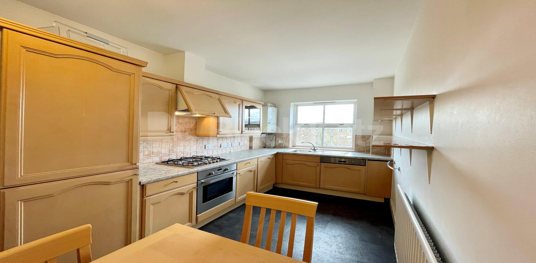 			LET , 3 Bedroom, 2 bath, 0 reception Apartment			 Leathermarket Court - Leathermarket Street, London Bridge